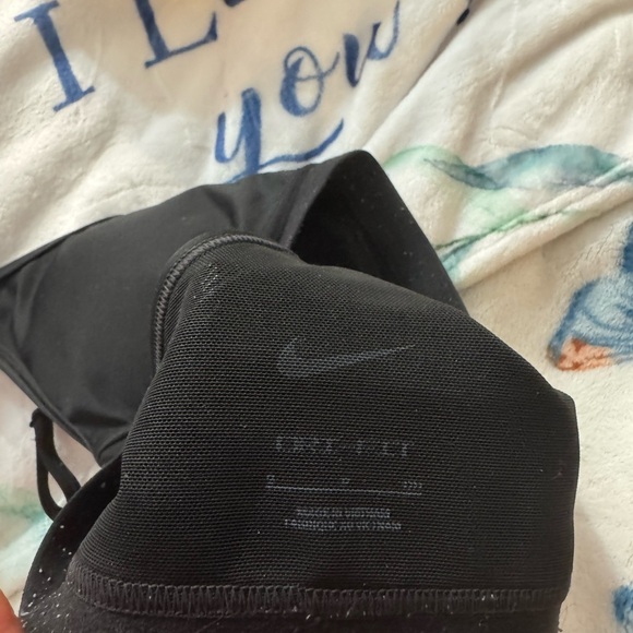 Nike Black Sports Bra IN GOOD CONDITION - Picture 3 of 3